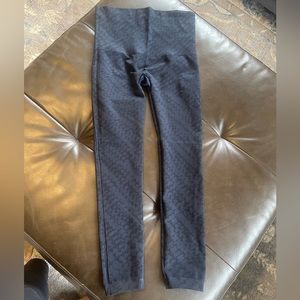 Black and blue Spanx leggings